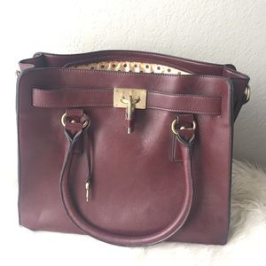 Melie Bianco Angela Satchel
